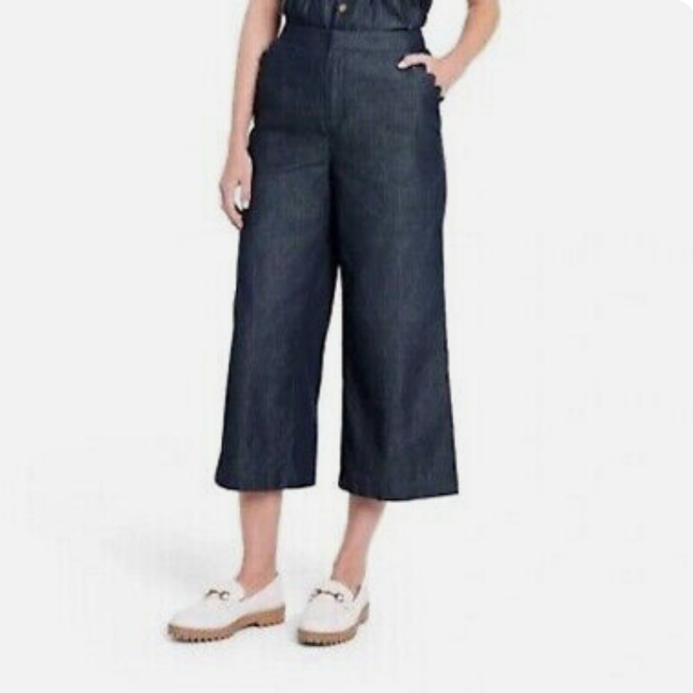 Wide Leg Cropped Pants Scallop Pockets